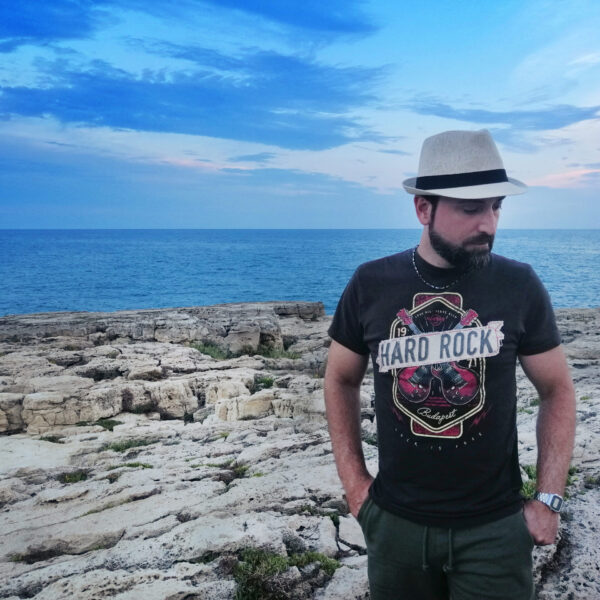 Andrea Perrotta Mare